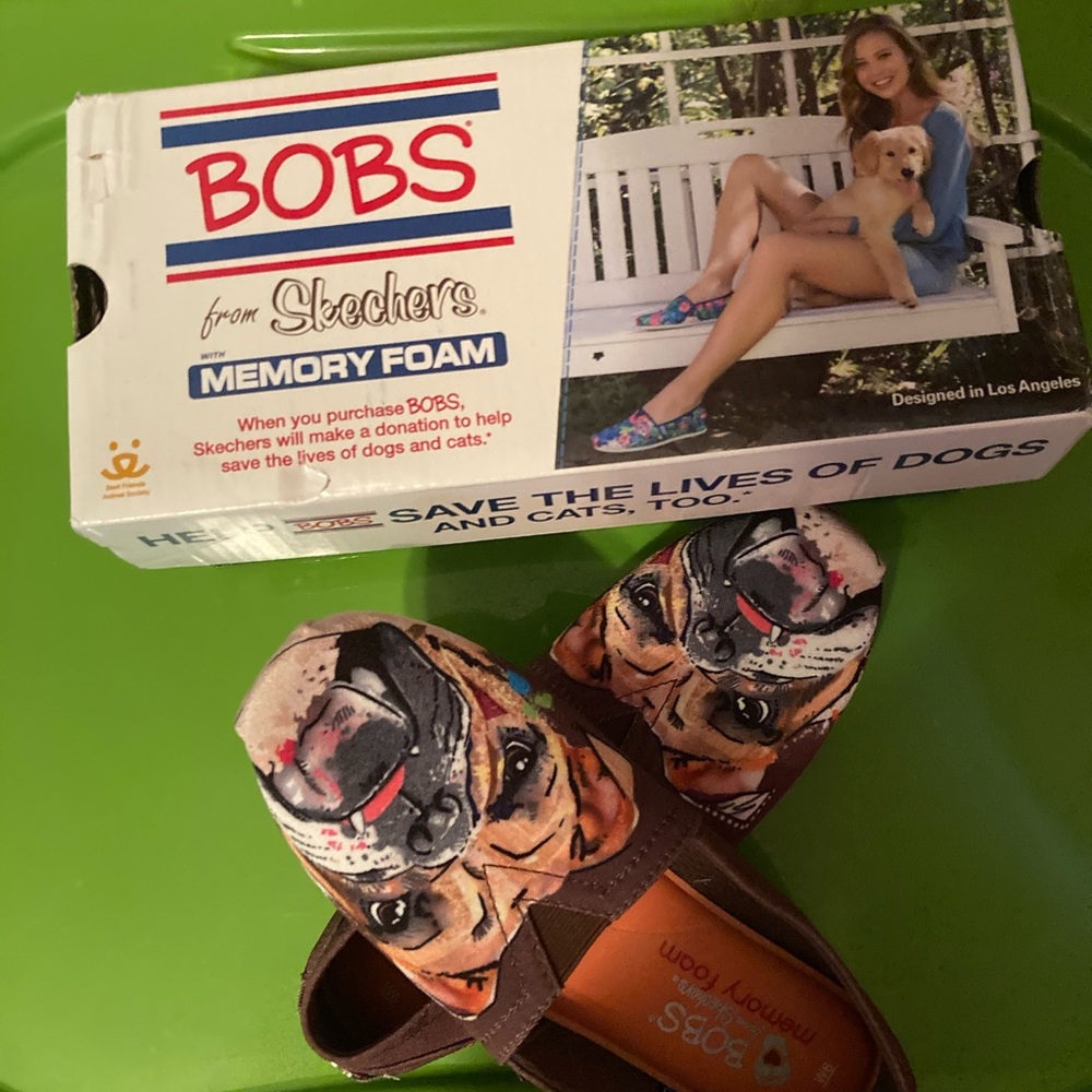 English bulldog shoes size 6